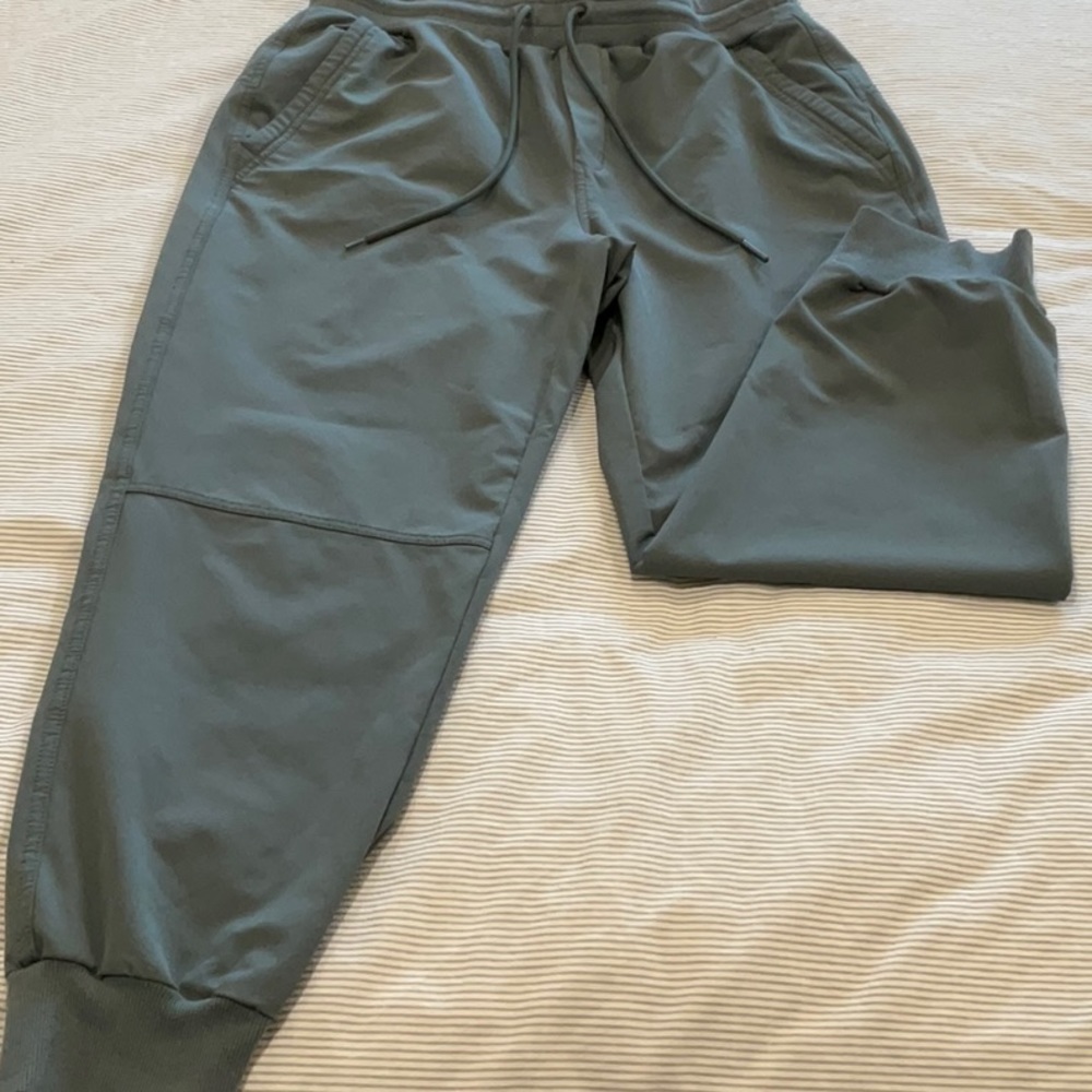 Old Navy joggers